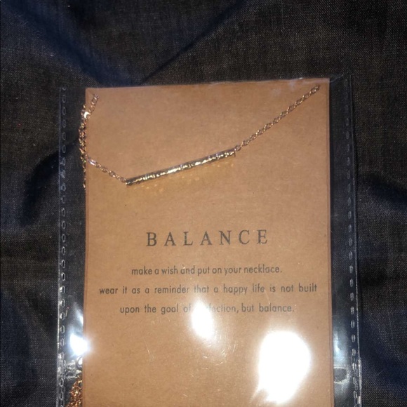 Clavicle Necklaces - Picture 3 of 3